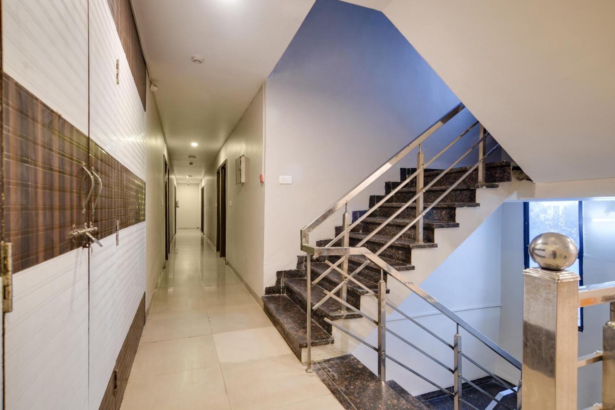 Townhouse Prime Stay Indore Exterior photo